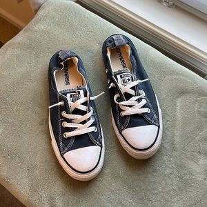Women’s Converse Chuck Taylor Size 8